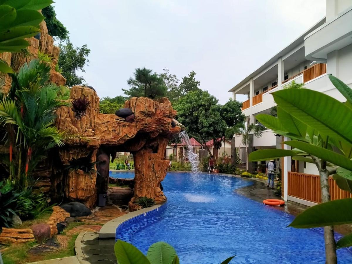 Long Beach Hotel Pangandaran Eksteriør bilde