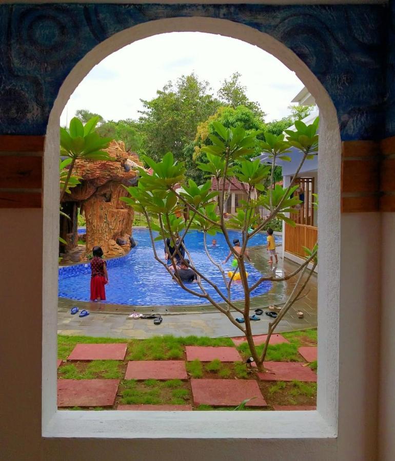 Long Beach Hotel Pangandaran Eksteriør bilde